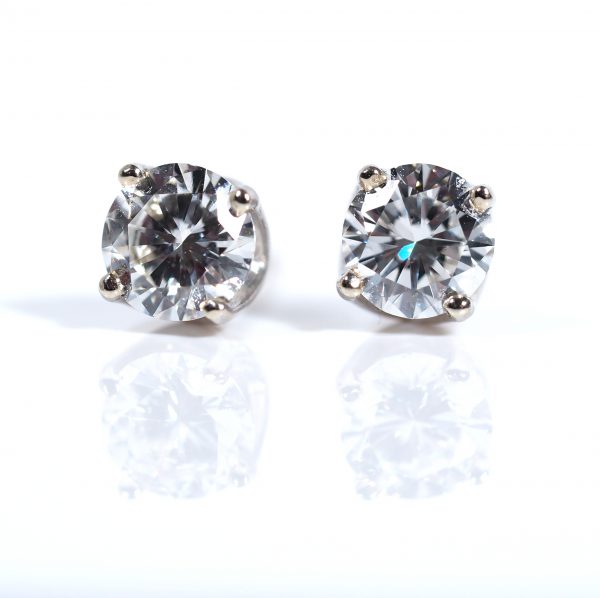 1.00ctw VS1 G GIA Diamond Studs