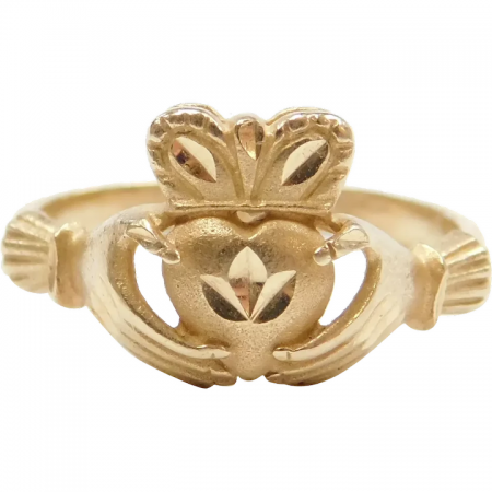 14k Gold Claddagh Ring ~ Love