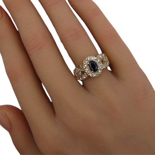 Scalloped 1.00ctw Sapphire Ring 14K Two Tone Gold hand