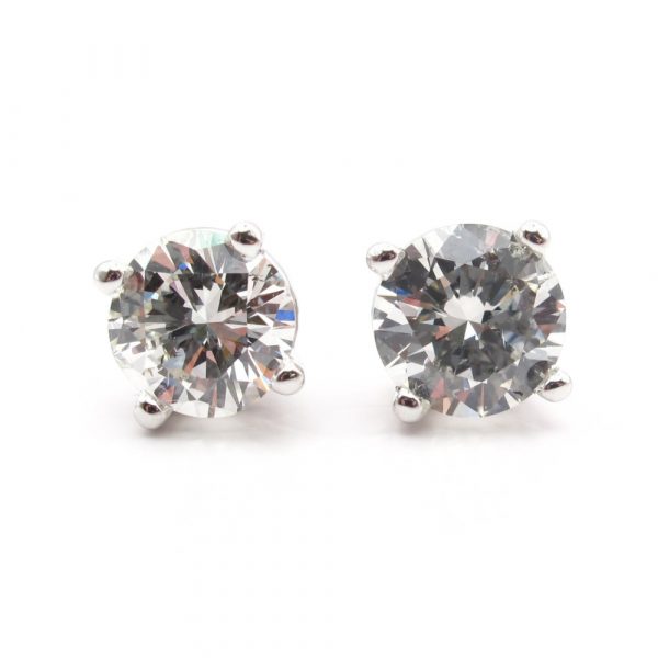 1.50 carat Diamond Studs Round Brilliant