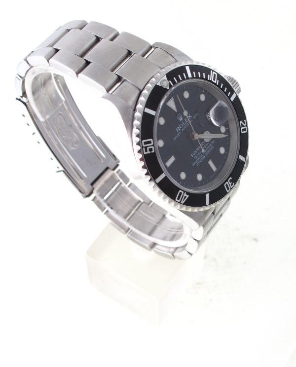 Pre-Owned Rolex Submariner (2006) Stainless Steel Model 16610 Right