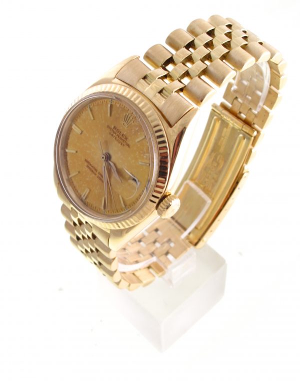 Pre-Owned Vintage Rolex 36MM Datejust (1960) 18kt Yellow Gold Model 1601 Left