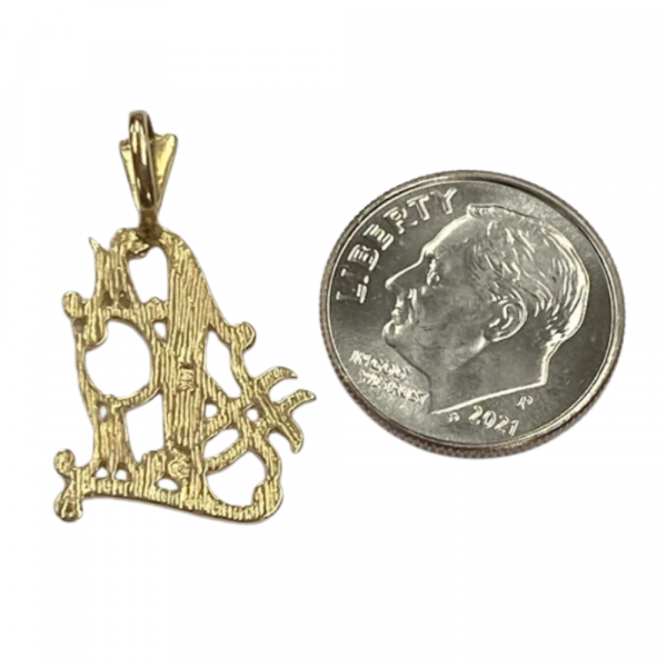 Ornate #1 Mom Vintage Pendant Charm 14K Gold back and size comparison