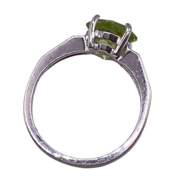 Peridot Solitaire Ring 1.45 Carat 14K White Gold top