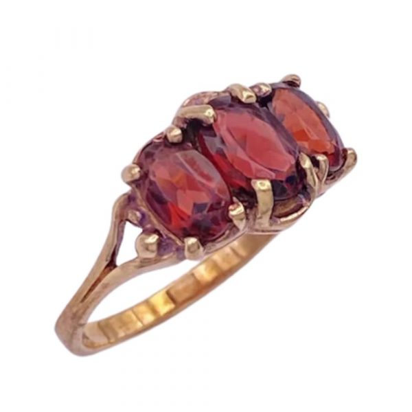 Vintage Three Stone Garnet Ring 2.11 Carat TW 10K Gold side