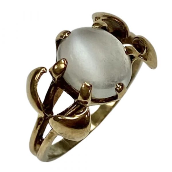 Victorian Moonstone Ring 14K Gold, Leaf or Petal Shoulder Detail angle view