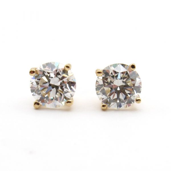 Yellow Gold 1 carat Diamond Stud Earrings