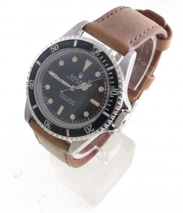 Pre-Owned Vintage Rolex No Date Submariner (1967) Stainless Steel 5513 Left