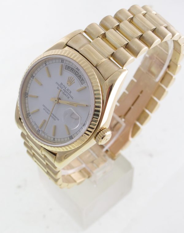 Pre-owned Rolex 36mm Day-Date Presidential (1980) 18k Yellow Gold 18038 Left