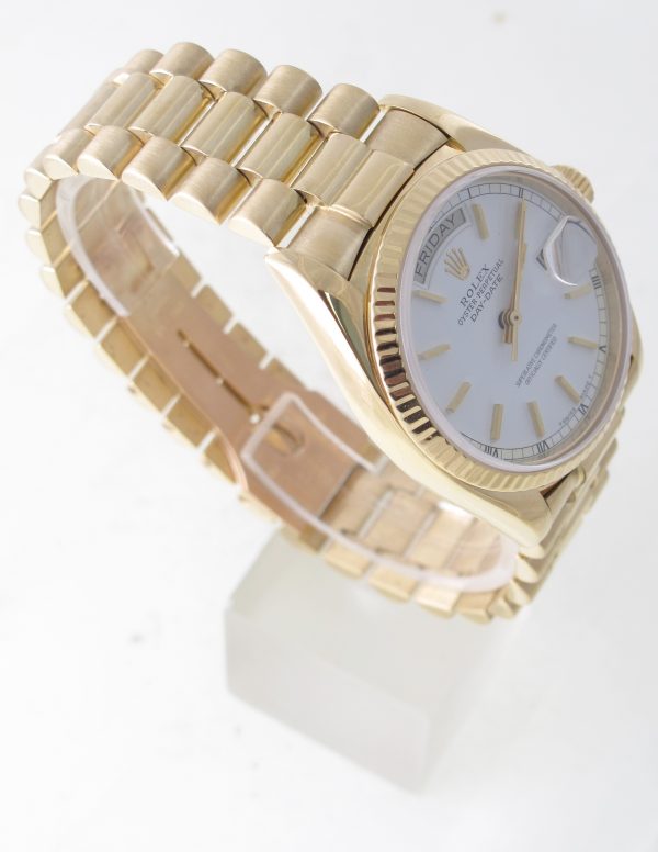 Pre-owned Rolex 36mm Day-Date Presidential (1980) 18k Yellow Gold 18038 Right