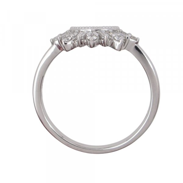 0.206ctw Diamond Curved Band 14K White Gold side