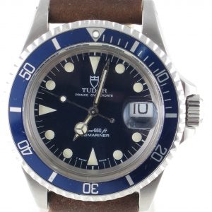 Pre-Owned Tudor Submariner 40MM (1993) Stainless Steel Model 79090 Front Close