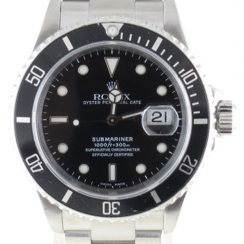 Pre-Owned Rolex Submariner (2001) Stainless Steel Model 16610 Front Close