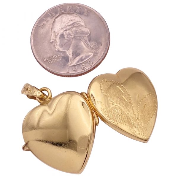 Vintage Heart Locket Pendant 14K Gold Hand Engraved Size